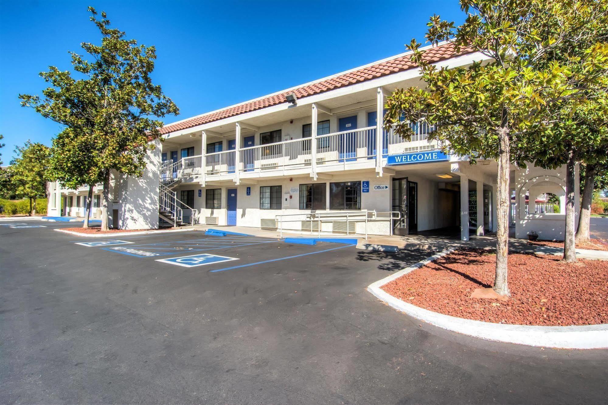 Motel 6-Redding, Ca - South Eksteriør bilde